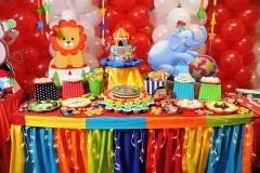 születésnapi buli, meglepetés party